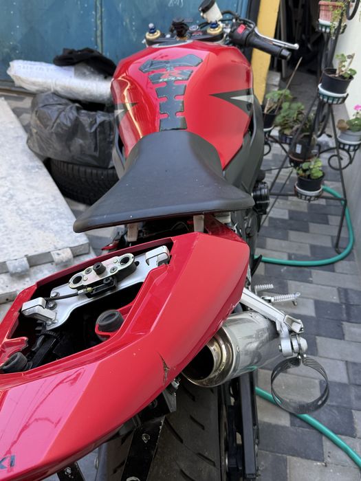 Vand Suzuki gsxr 600 k5 avariat
