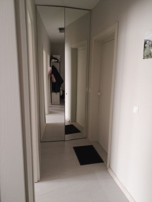 Тристаен - обзаведен