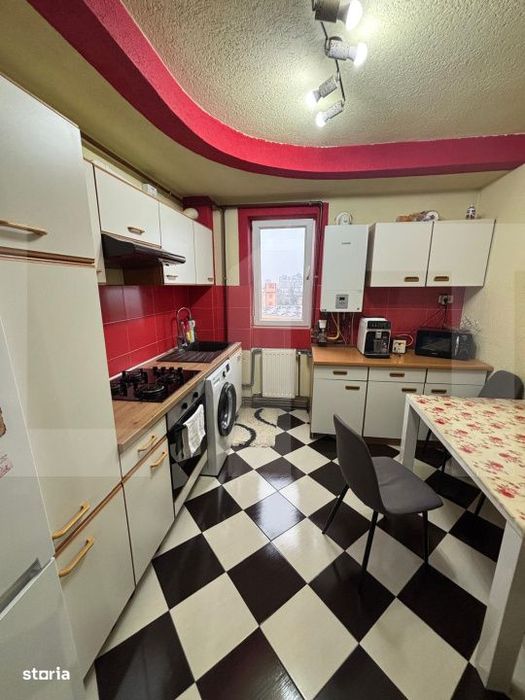 Apartament 3 camere, 88 mp, zona Gradiste