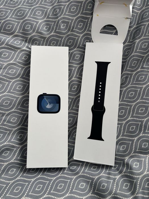 Ceas apple 9, este ca nou! 1200 ron