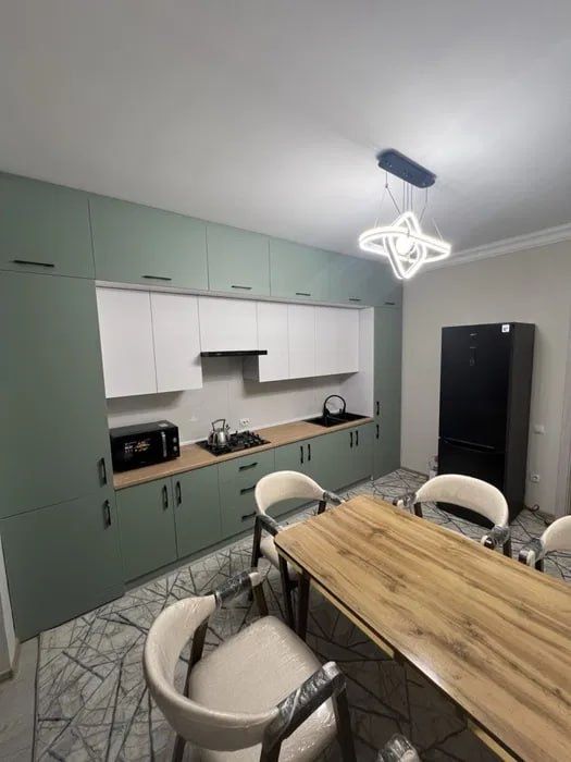 ОЧЕНЬ СРОЧНО!!! Сдается 2х комнатная квартира в  ЖК Ассалом сохил!