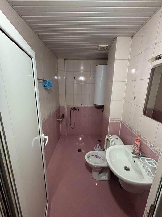 Дава се под наем Двустаен апартамент в Търговище, Вароша - 50 кв.м за 179.52 € - Снимка #2