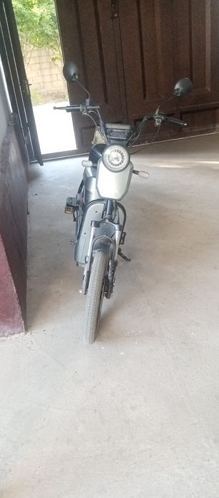 Skuter zapchastga yoki sotiladi