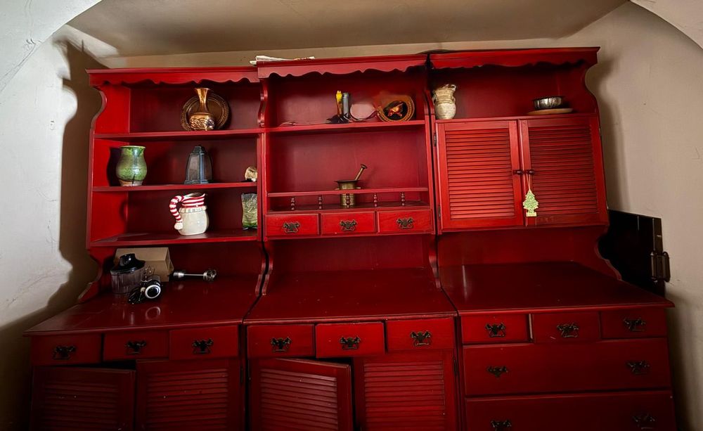 Mobila camera tineret / bucătărie Bonanza, servanta si masa cu 4 scaune