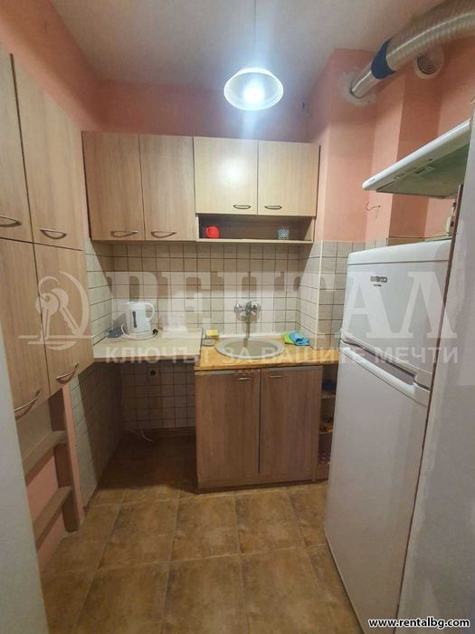 Дава се под наем Офис в Пловдив, Център - 65 кв.м за 450 € - Снимка #3