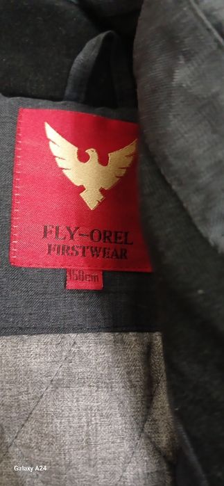 Продам куртку на мальчика зима