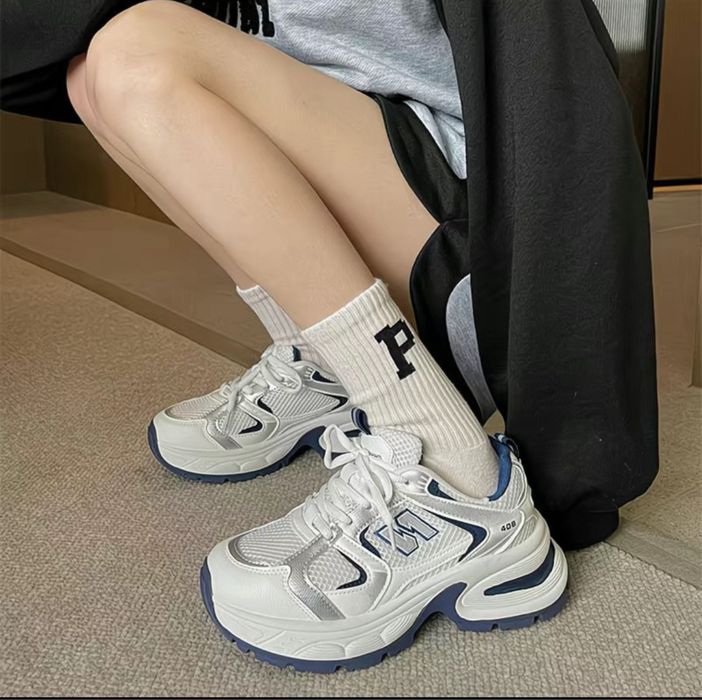 Женские кроссовки New Balance
