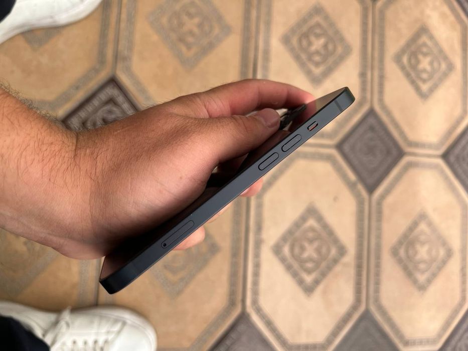 Iphone 13 ozi sotiladi