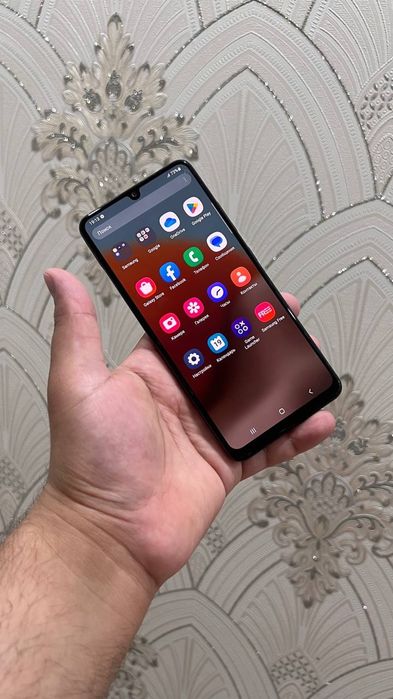 Samsung A32 Yaxshi holatda 4/64 GB