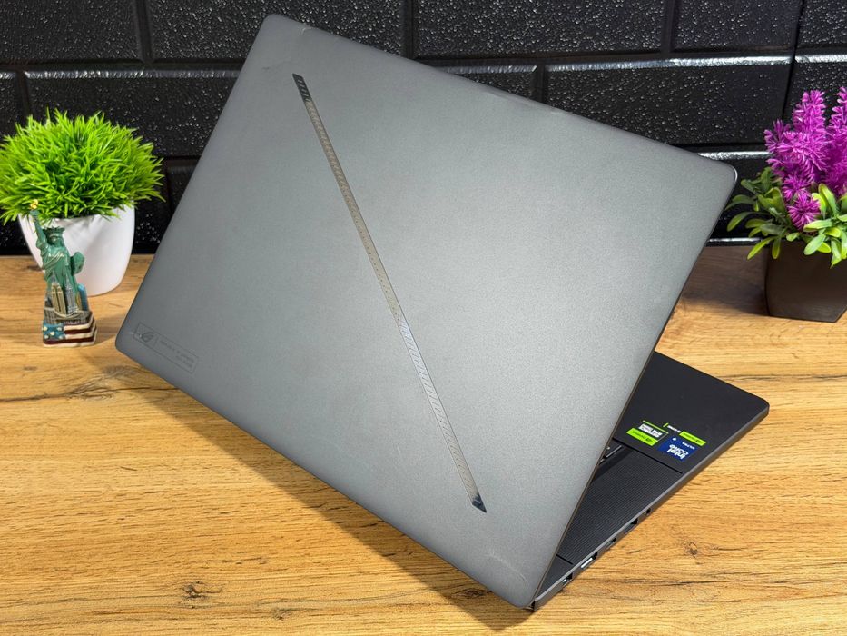 Asus zephyrus G16_240hz_4080_32гб