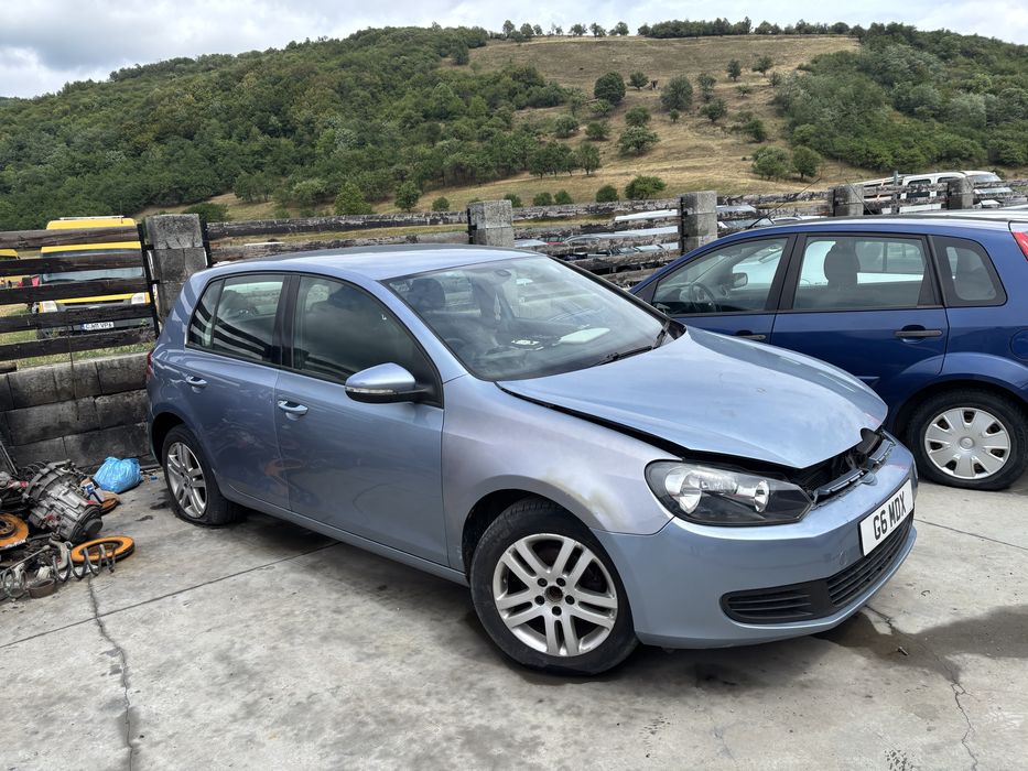 Dezmembrez Golf 6 1.6 TDI COD MOTOR CAY