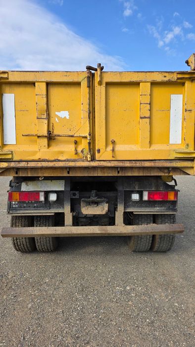 Camion DAF basculabil 2003