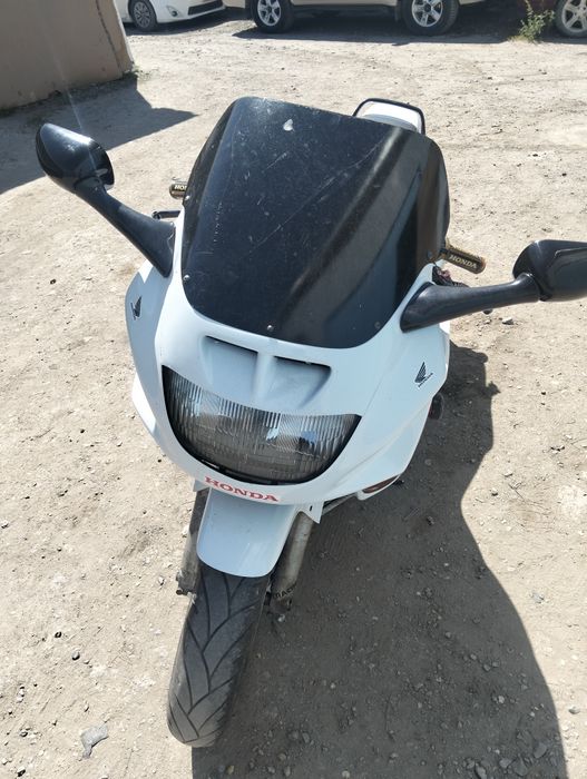 Продам мотоцикл Хонда F1000