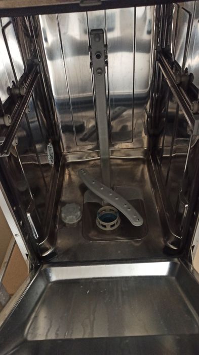 Съдомиялна Ariston Hotpoint LSF 723