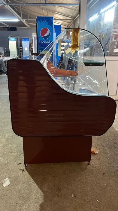 Vitrina figorifica pentru mezeluri cu led