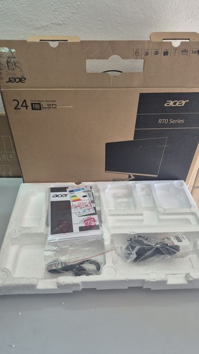 Монитор Acer 24 дюйма в идеальном состоянии