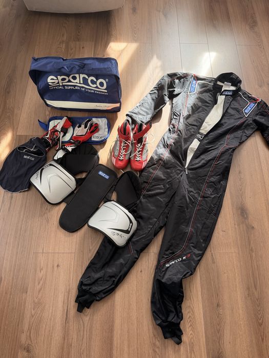 Echipament complet karting Sparco junior – costum, ghete, mănuși, protecții