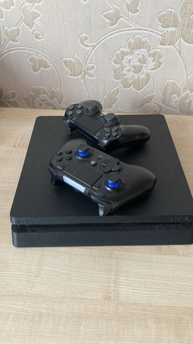 Play station 4 slim 1tb