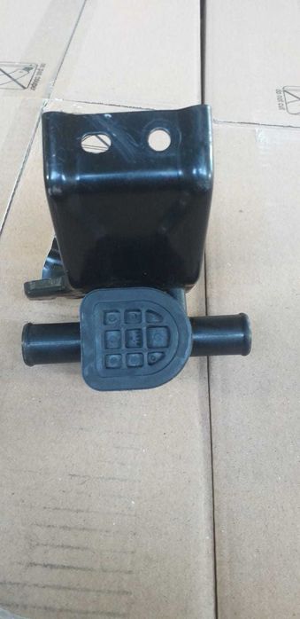 Vand robinet caldura honda frv (valva apa )