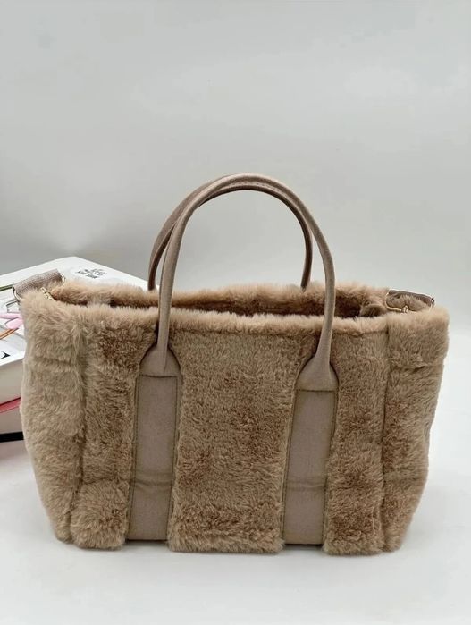 Нова дамска чанта