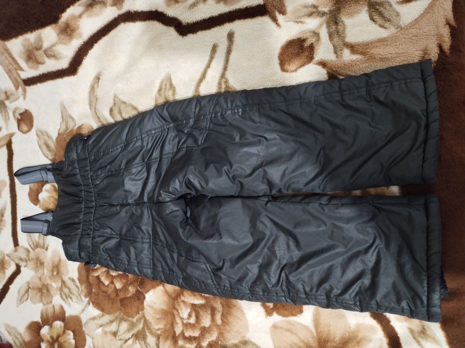 Продам комбинезон в отл. состоянии