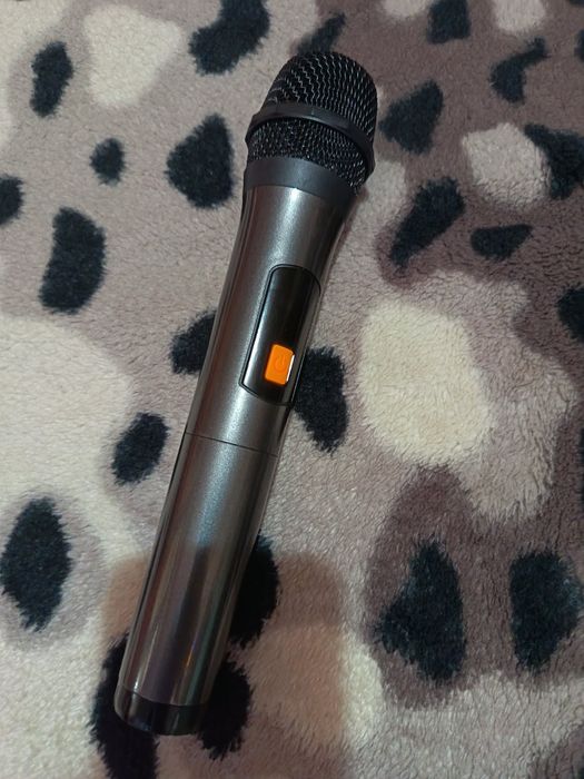 Boxe de vânzare Jbl partybox110, 1400 lei neg. Hopestar A80 noua + microfon. 1000 lei