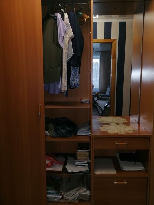 Продам шкаф в прихожку