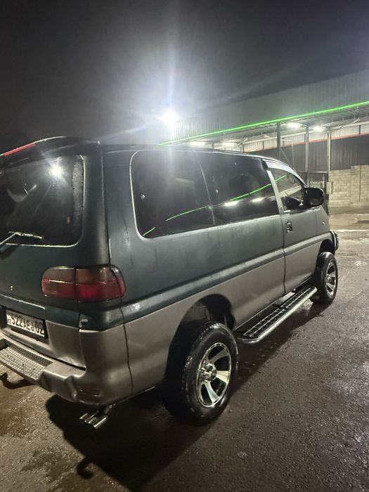 Делитииитккккааа