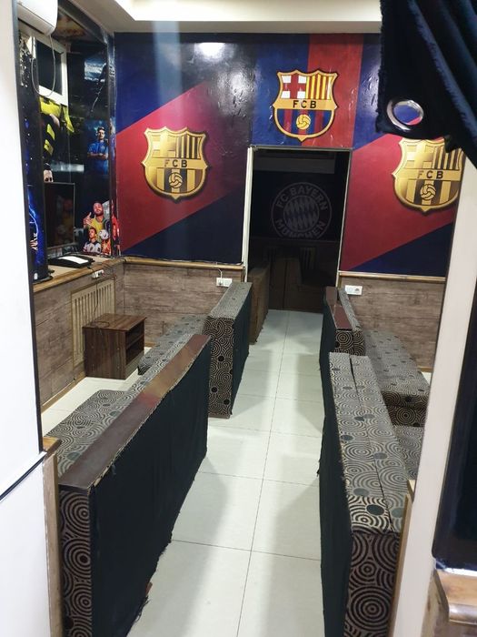 Сдаётся в центре  3х комнатный нежилой обьект.т