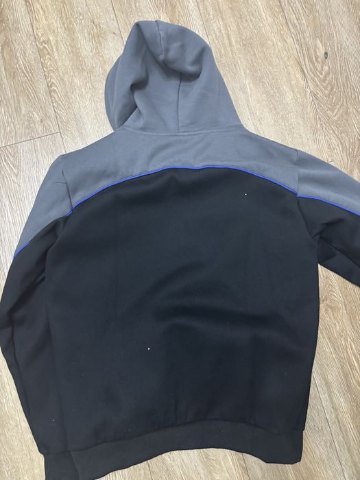Syna world hoodie l
