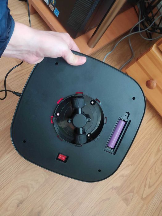 Прахосмукачки робот