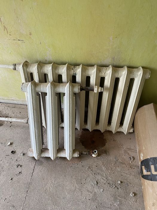 Продам батареи б/у