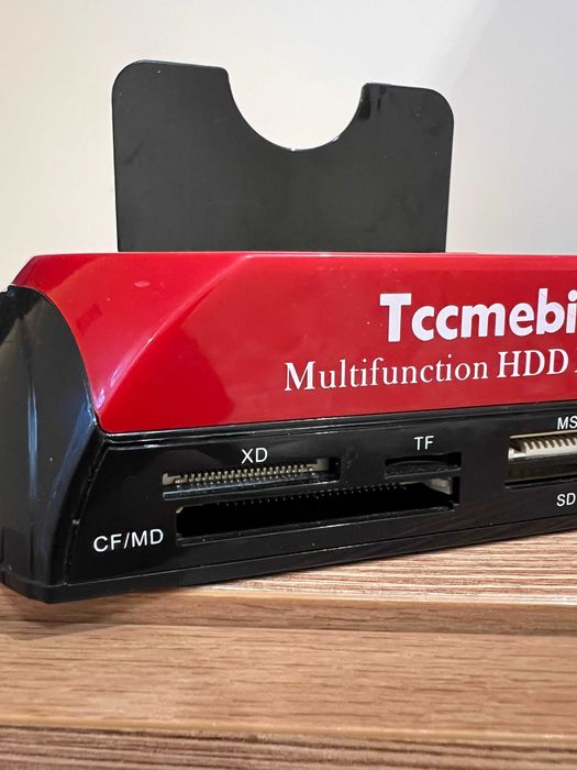 Multifunction HDD Docking / Докинг станция за хард диск / памет карта