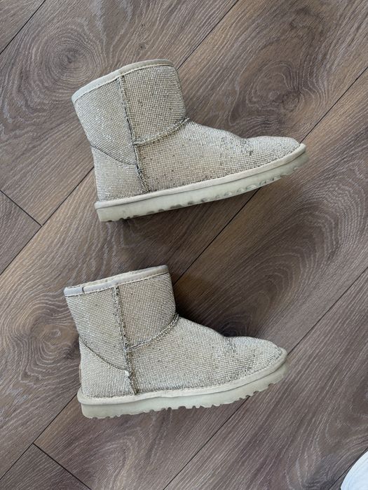 Лилитирана серия зимни боти UGG
