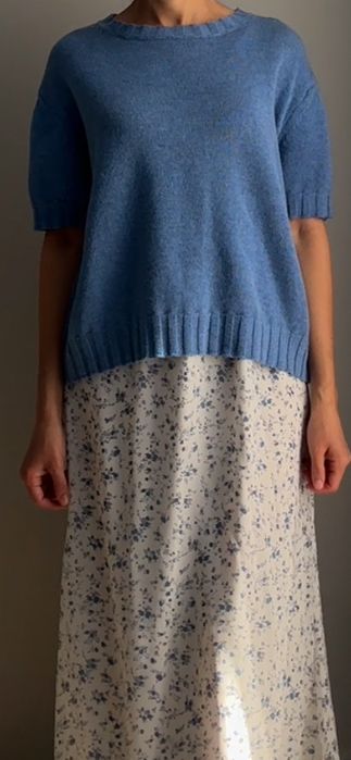 Шерстяная кофточка