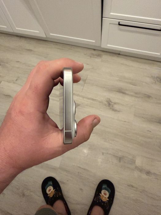 Iphone 16 pro impecabil ca nou 98%baterie garantie flanco 2 ani