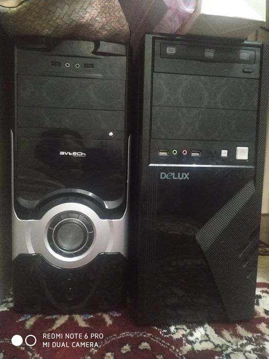 Kampuyutr Delux ekran