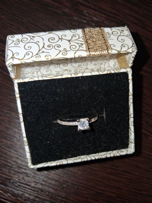 Сребърен пръстен