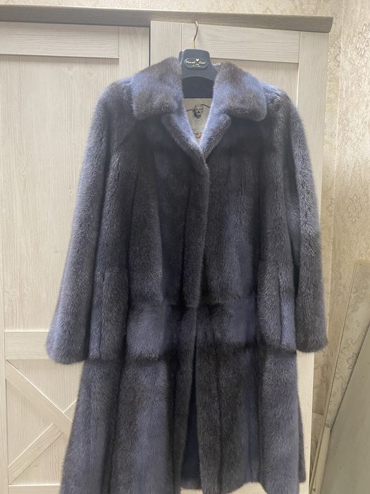 Продам шубу италия