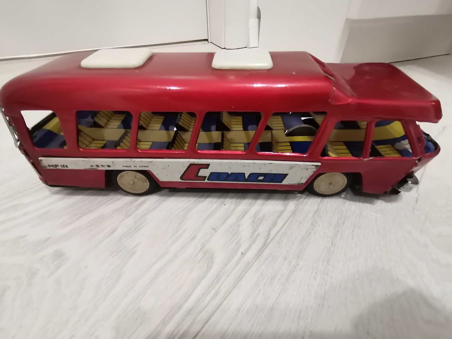Jucărie veche de colecție autobuz