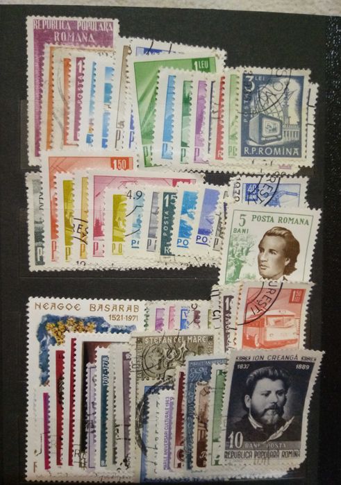 Clasor cu 390 timbre romanesti