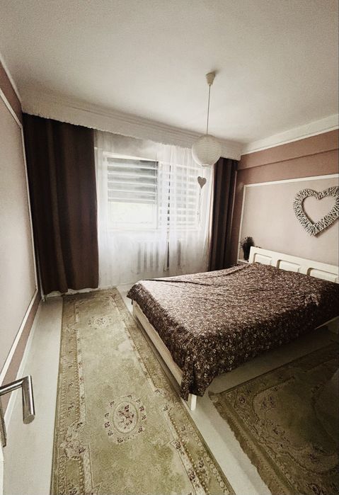 Vand apartament 4 camere ultracentral sau schimb doar cu spatiu comercial
