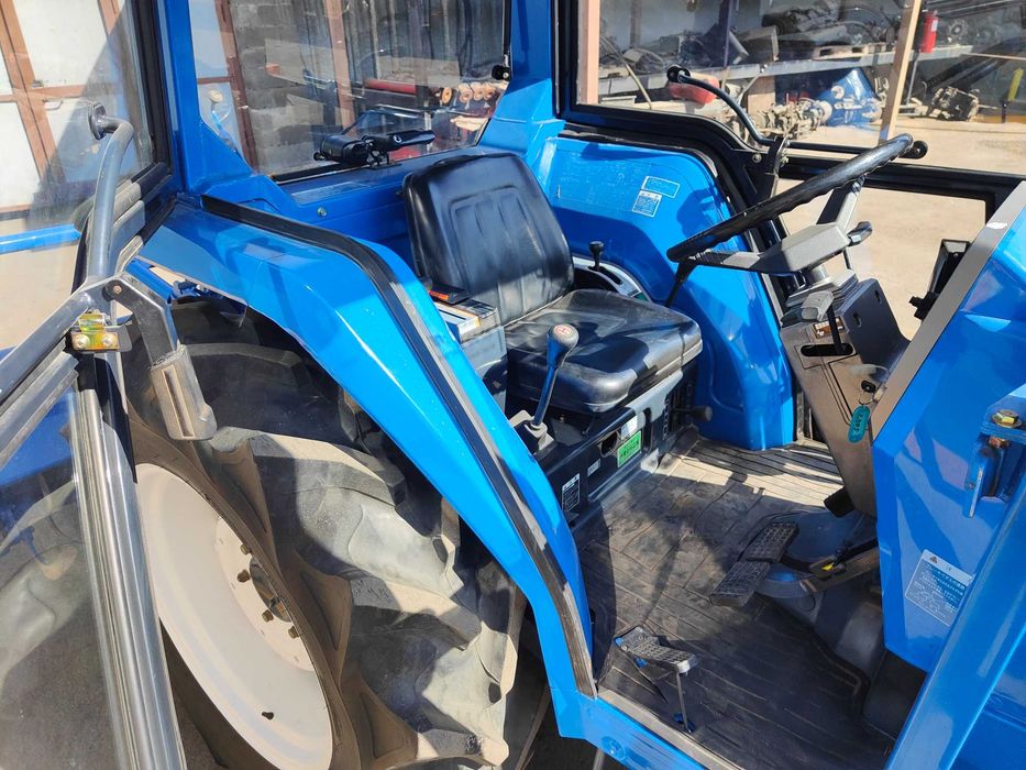 Японский трактор Iseki TU337