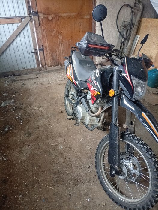 Продам мотоцикл эндуро