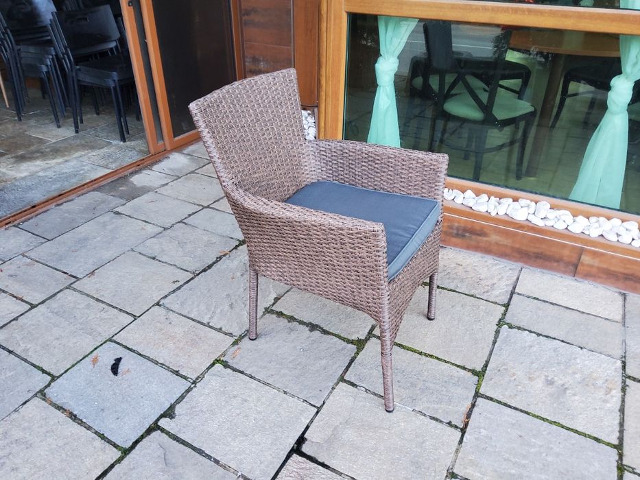 Трапезни Столове