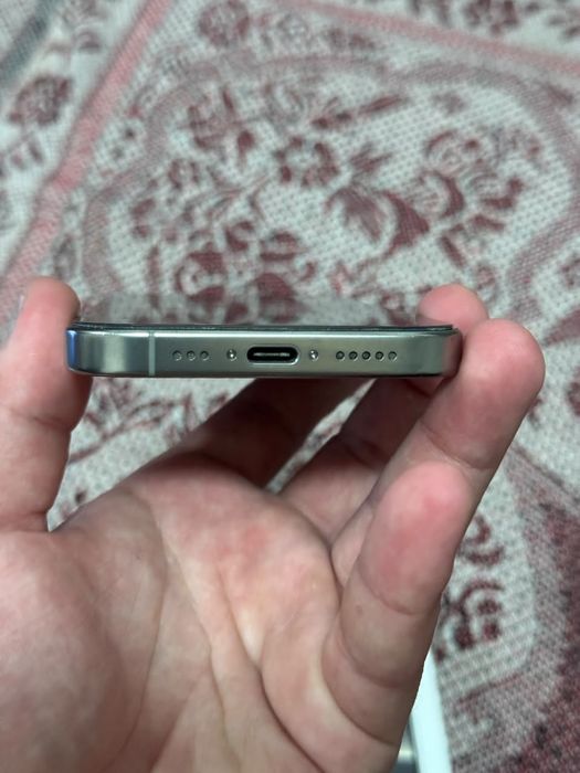 iPhone 16 pro 128гб