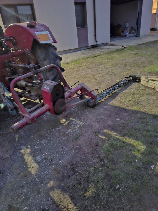 Vând cositoare mesy fercuson