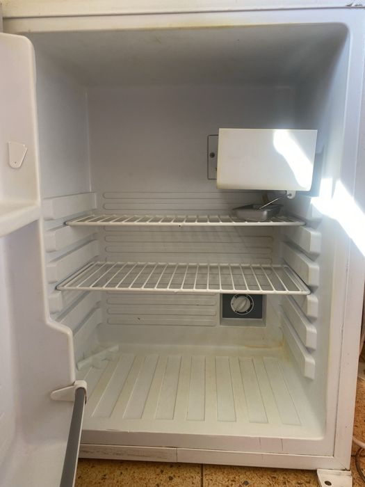 Мини хладилник безшумен