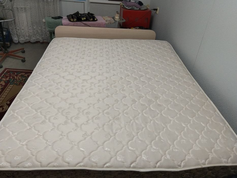 Матрас большой спальный