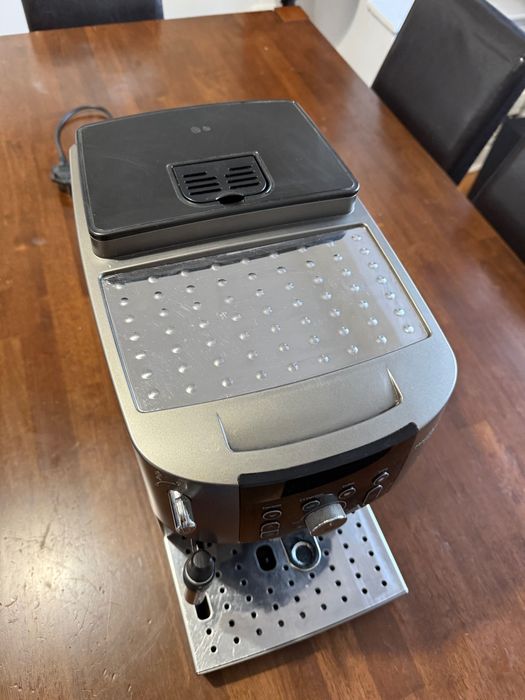 Кафемашина Delonghi Magnifica S